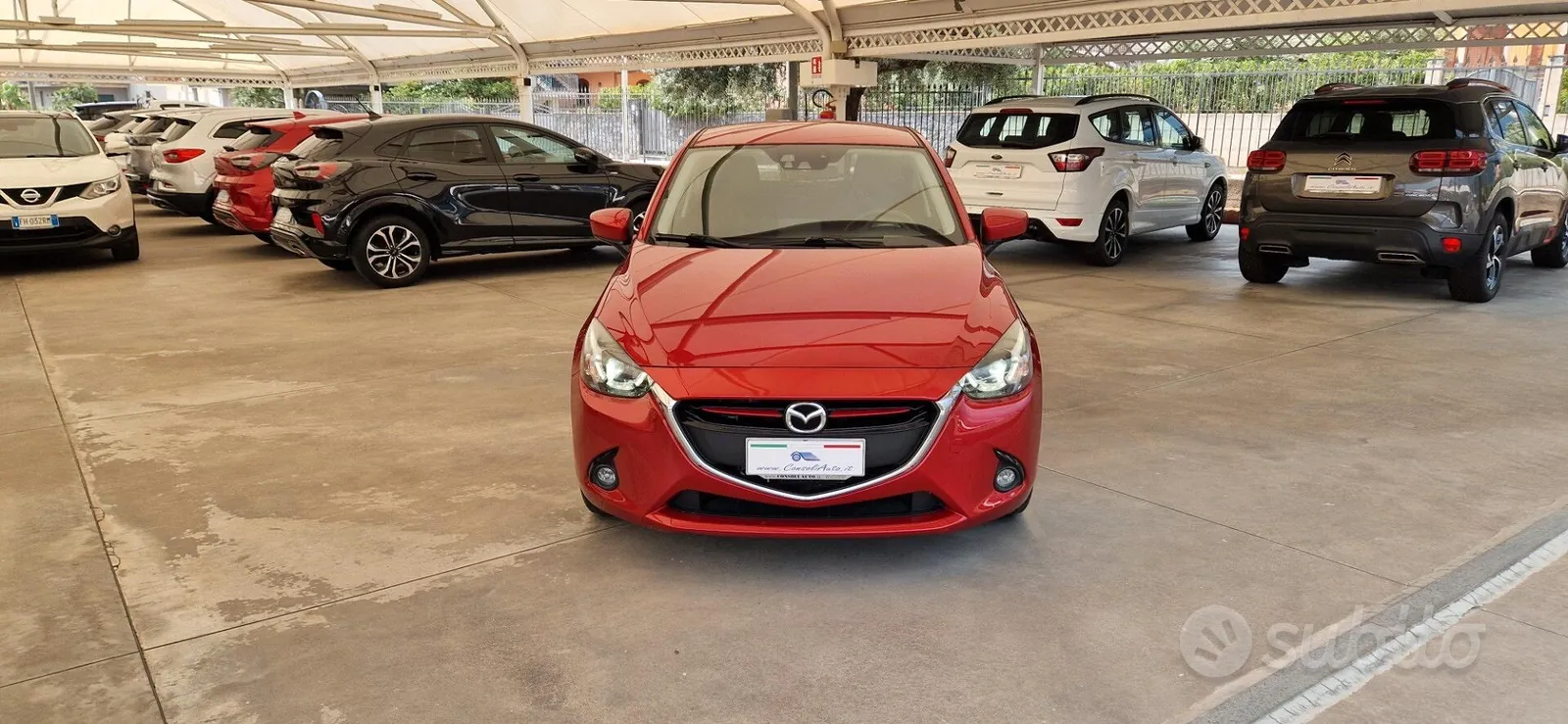Mazda 2 2016 photo 3