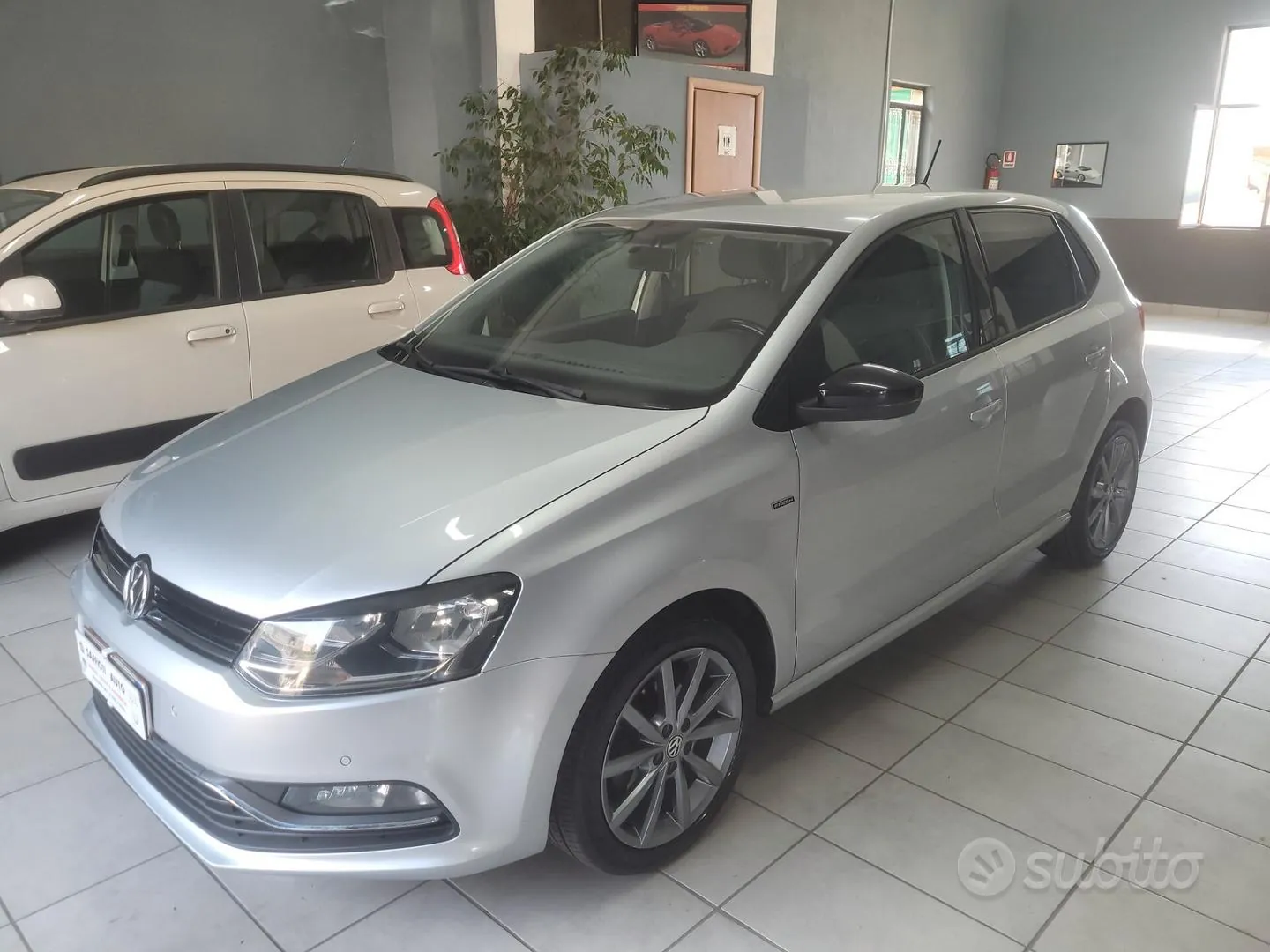 Volkswagen Polo 2014 photo 2