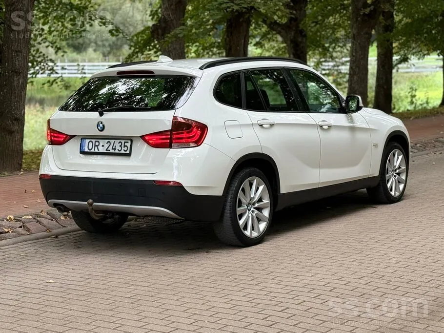 BMW X1 2010 photo 3
