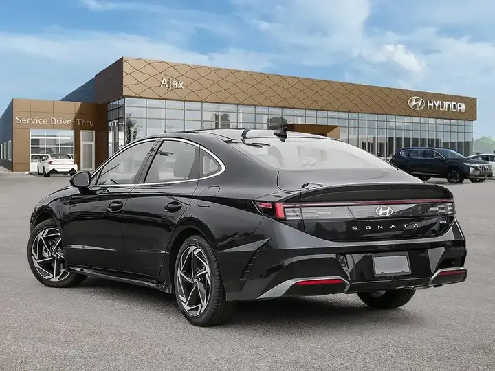 Hyundai Sonata 2026 photo 4