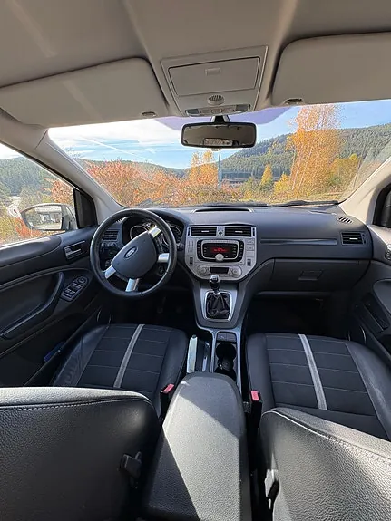 Ford Kuga 2010 photo 5