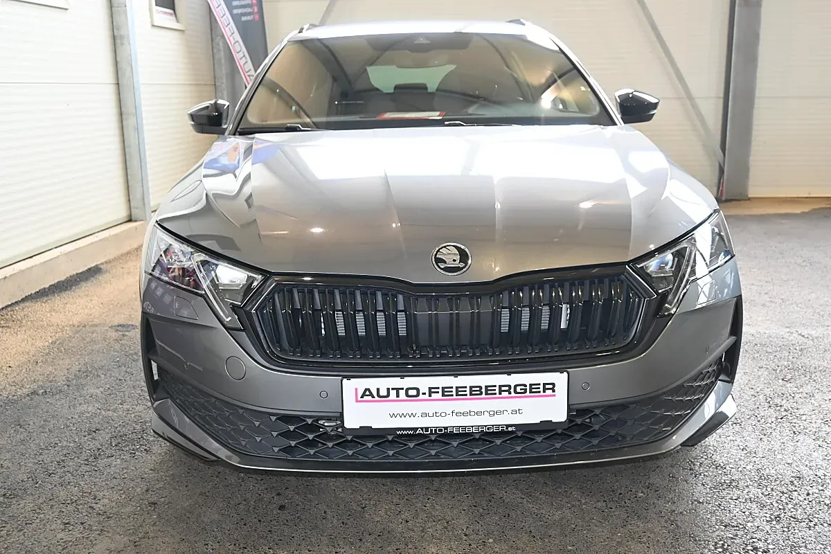 Skoda Octavia 2025 photo 2