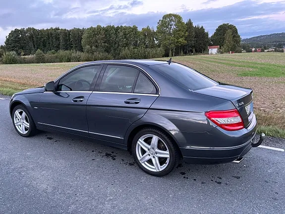 Mercedes-Benz C320 2008 photo 3