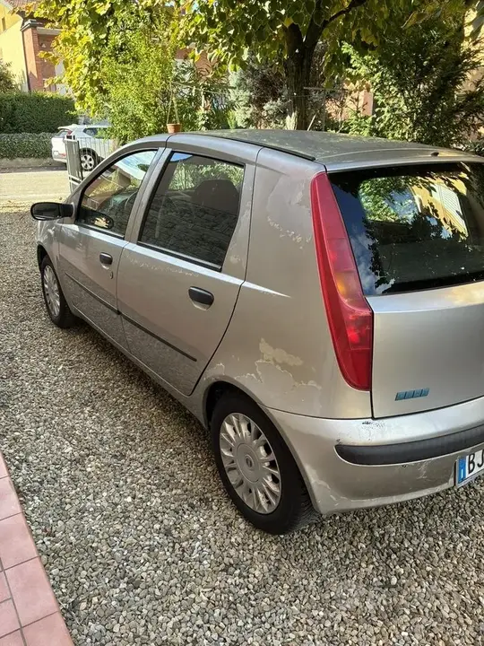 Fiat Punto 2000 photo 2