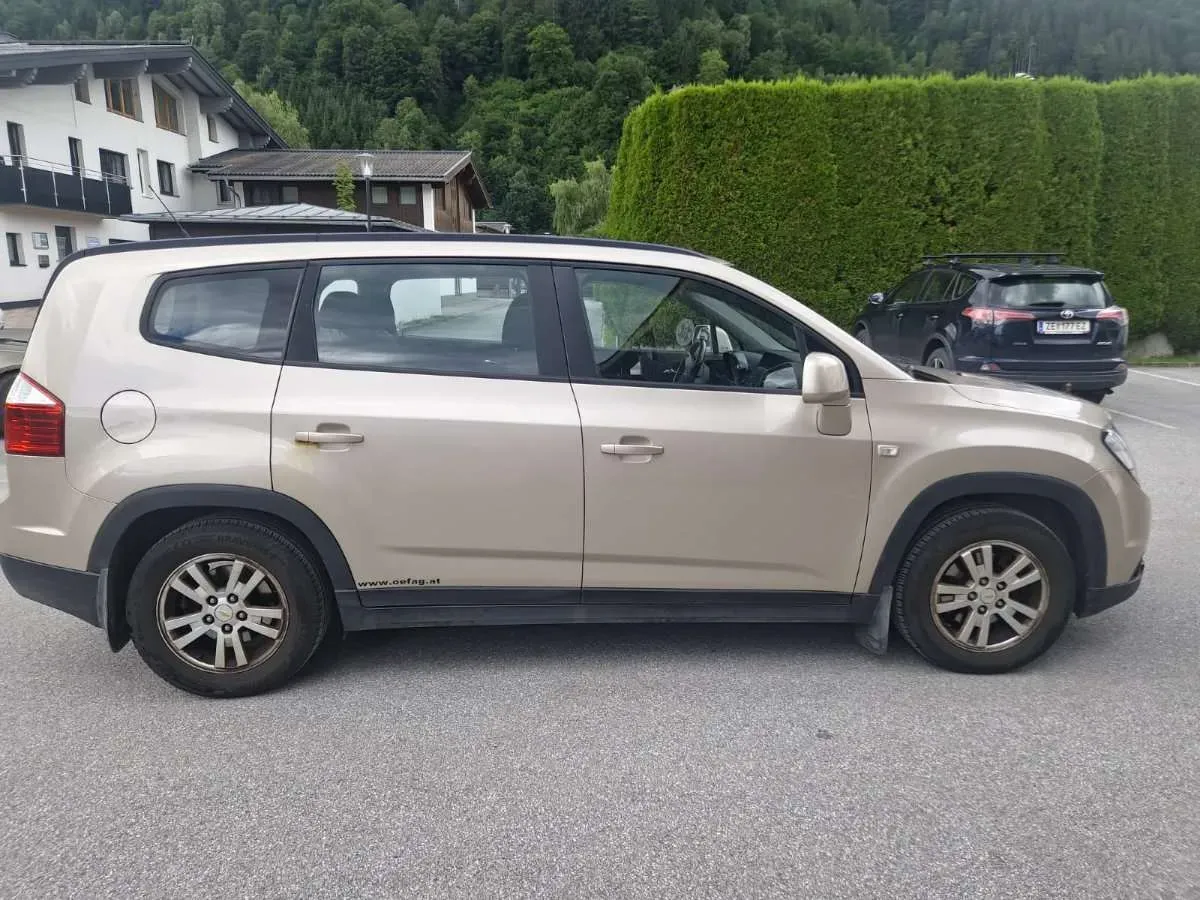 Chevrolet Orlando 2013 photo 2
