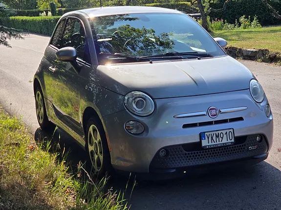 Fiat 500E 2017 photo 2
