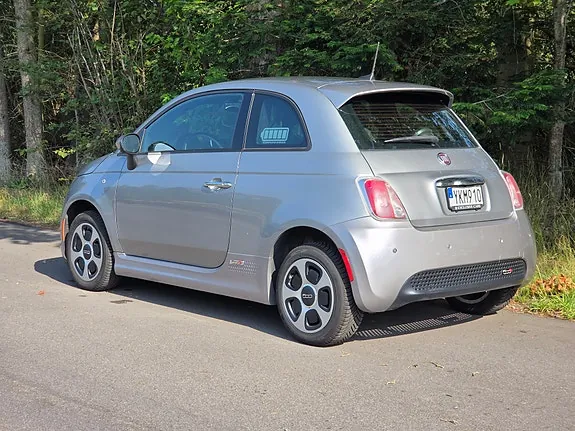 Fiat 500E 2017 photo 4