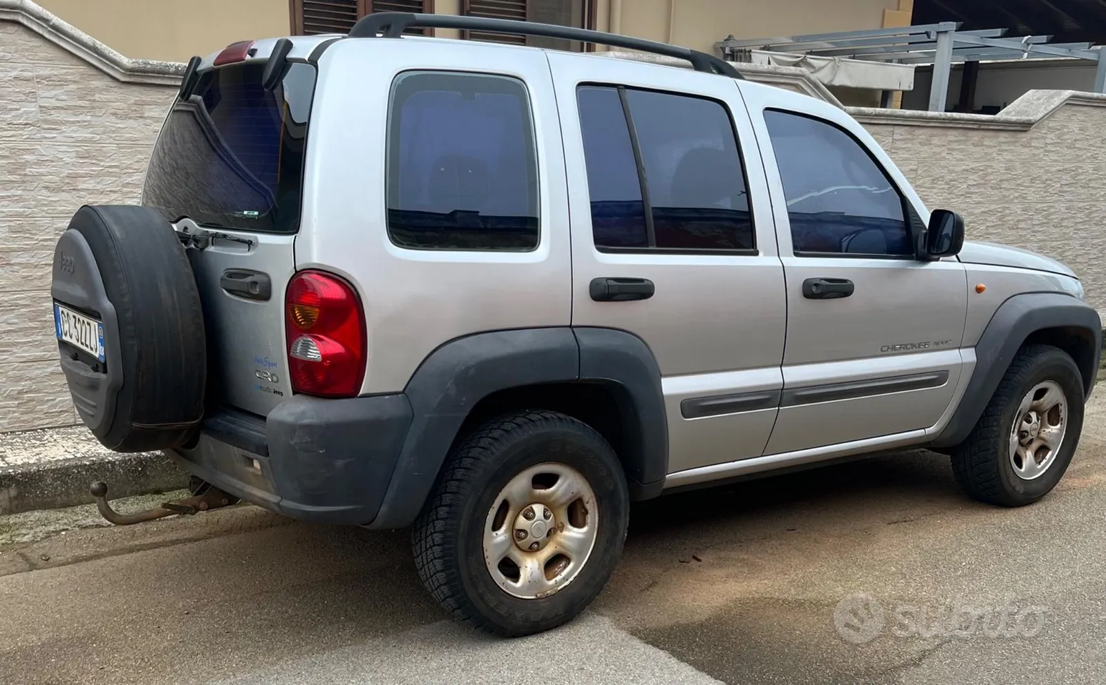 Jeep Cherokee 2002 photo 2