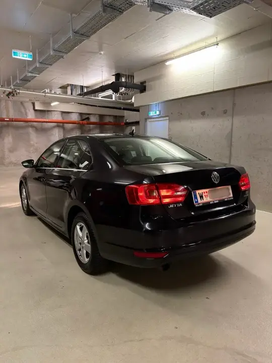 Volkswagen Jetta 2012 photo 2