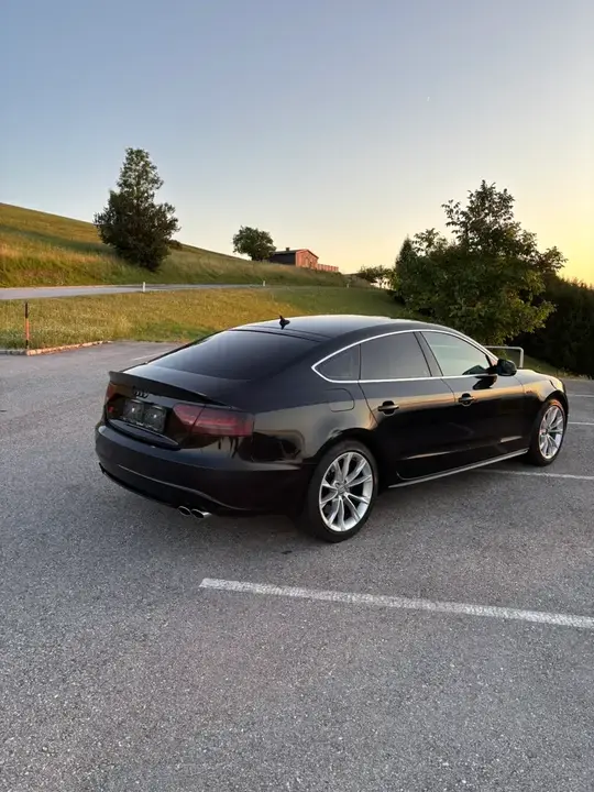 Audi A5 2010 photo 3