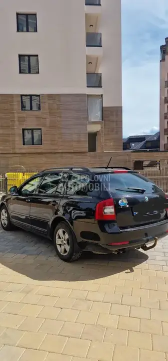 Skoda Octavia 2011 photo 3