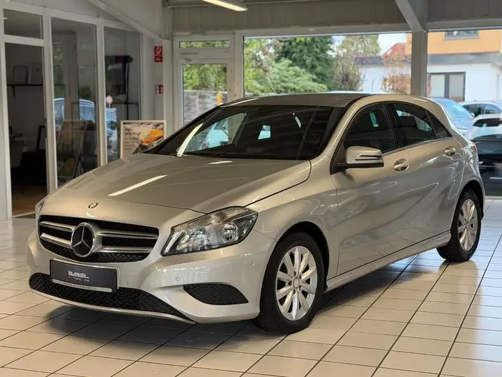 Mercedes-Benz A 180