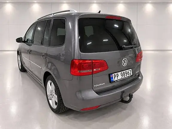 Volkswagen Touran 2012 photo 5