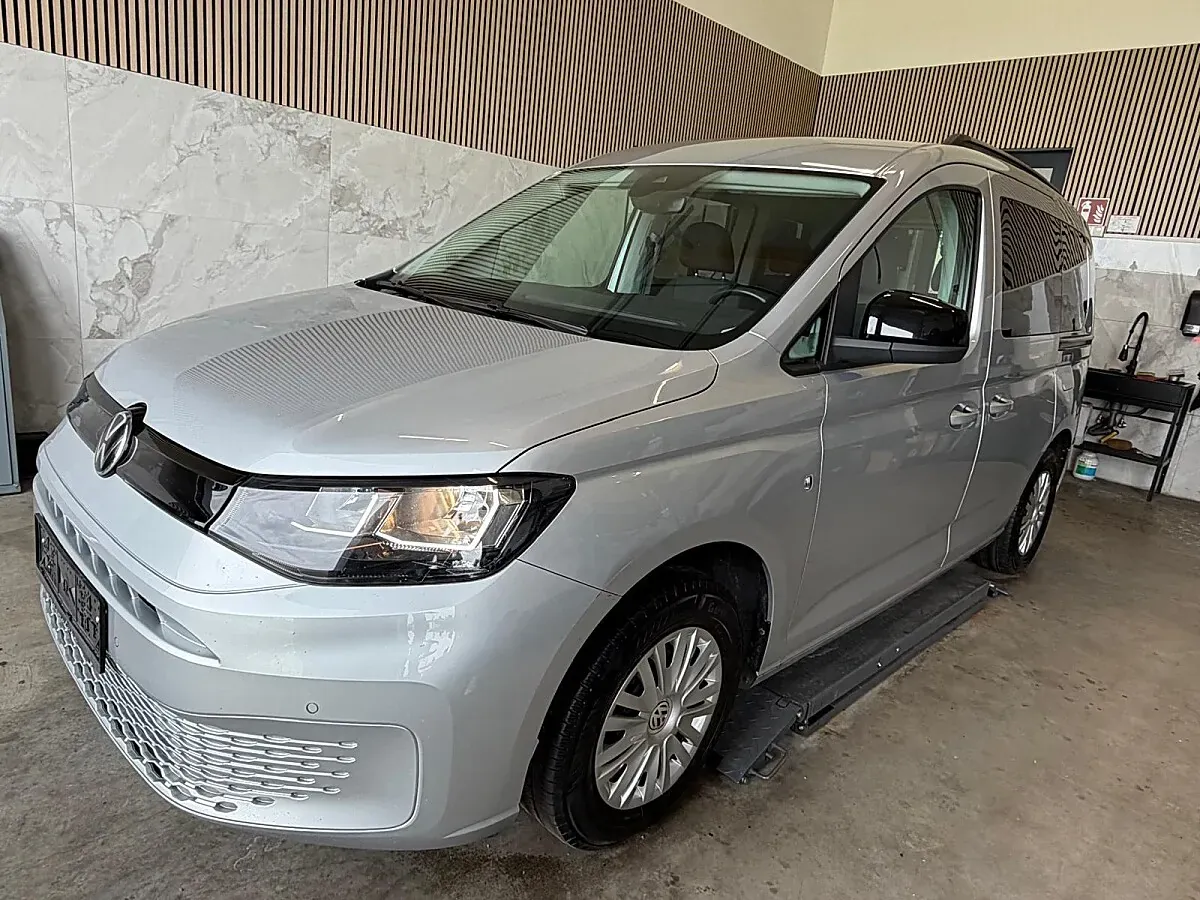 Volkswagen Caddy 2022 photo 2