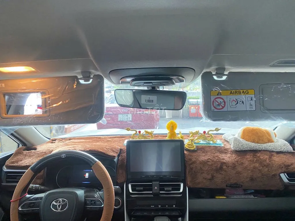 Toyota Innova Cross 2025 photo 4