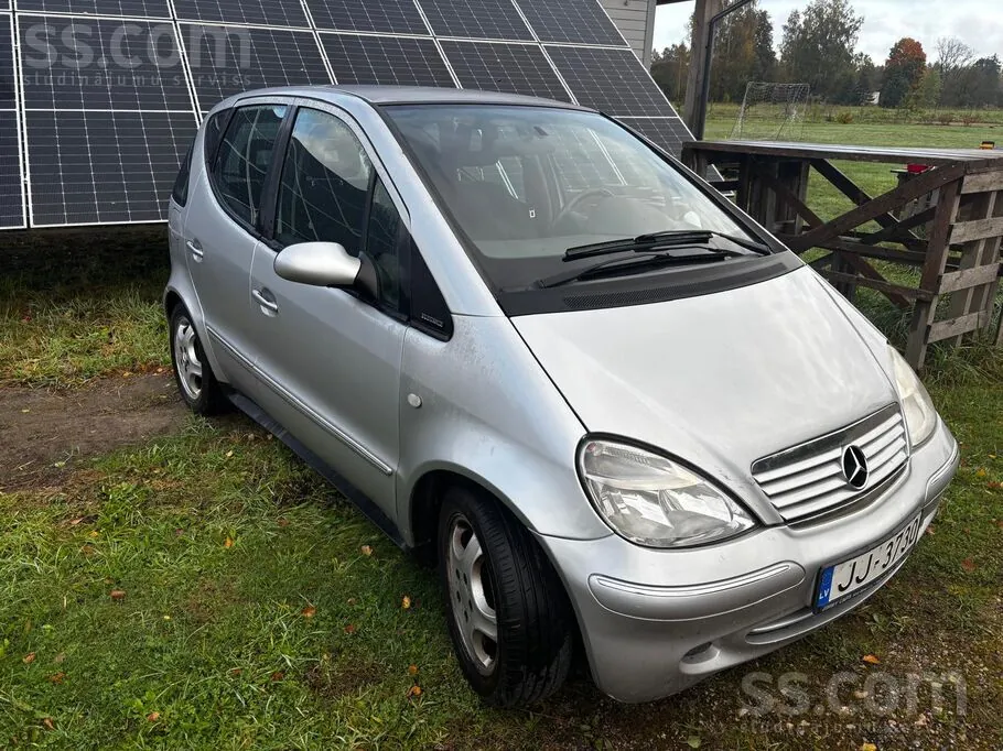 Mercedes-Benz A160
