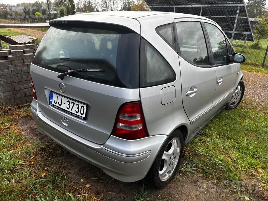 Mercedes-Benz A160 2001 photo 2