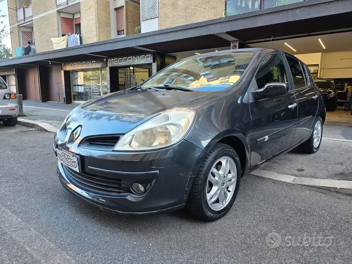 Renault Clio 2007 photo 5