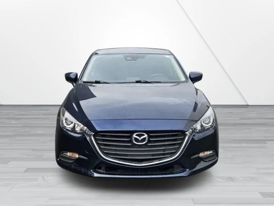 Mazda Mazda3 2018 photo 2
