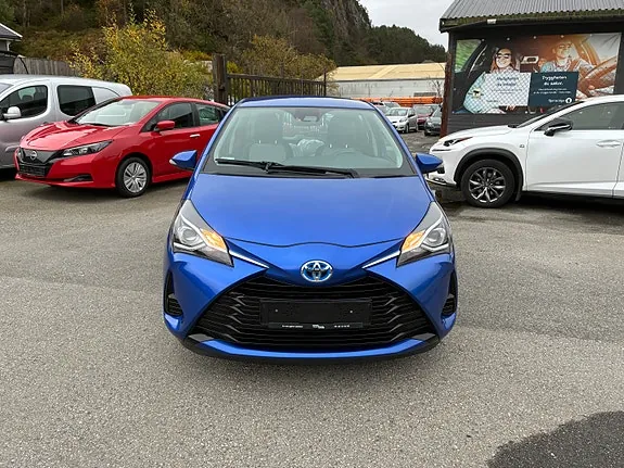 Toyota Yaris 2019 photo 2