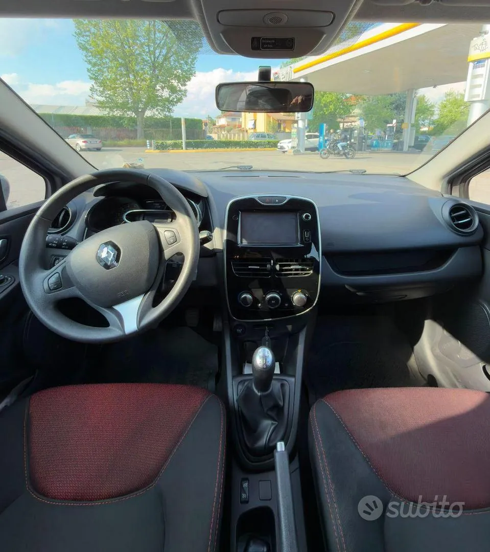 Renault Clio 2016 photo 5