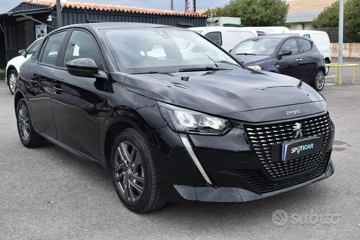 Peugeot 208 2021 photo 3