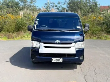 Toyota Hiace 2015 photo 4