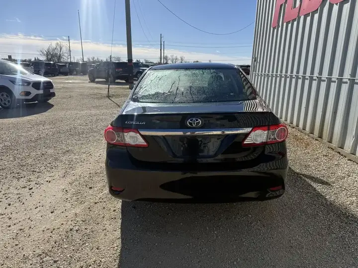 Toyota Corolla 2013 photo 3