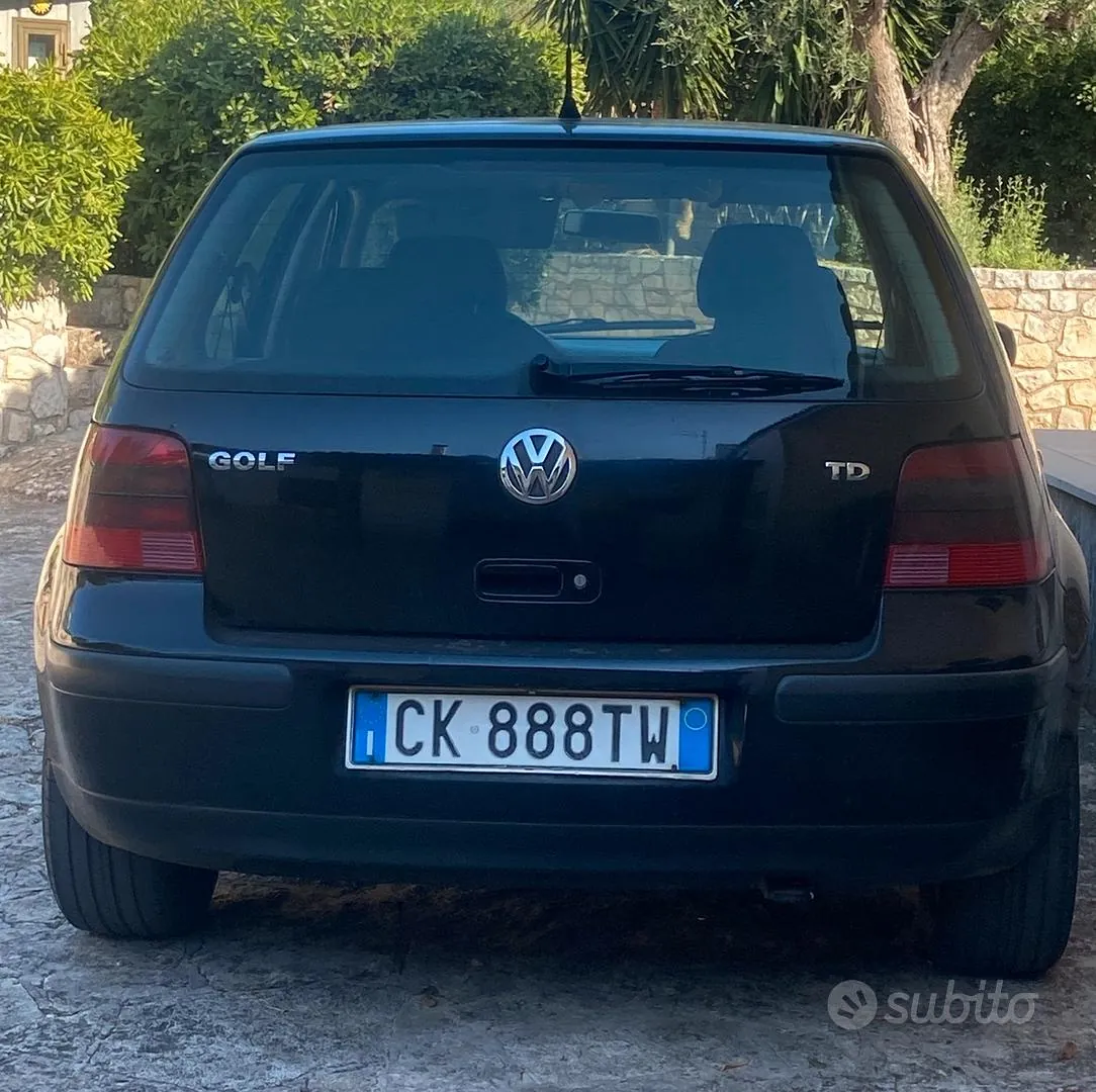 Volkswagen Golf 2004 photo 2