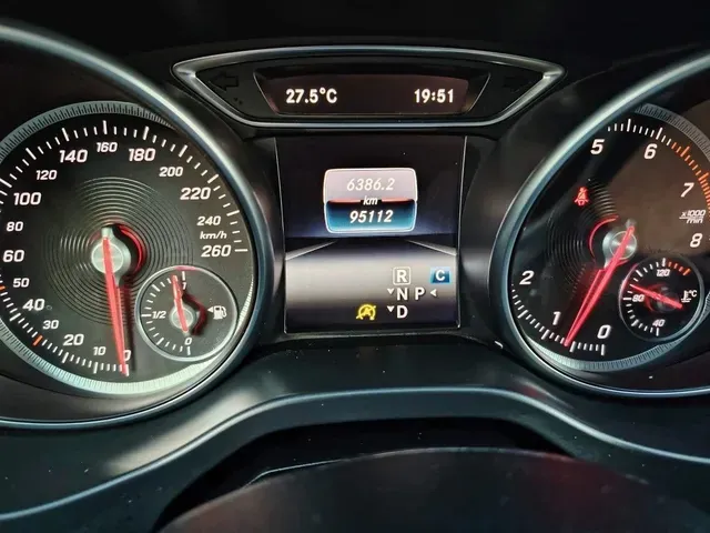 Mercedes-Benz Gla 2019 photo 3