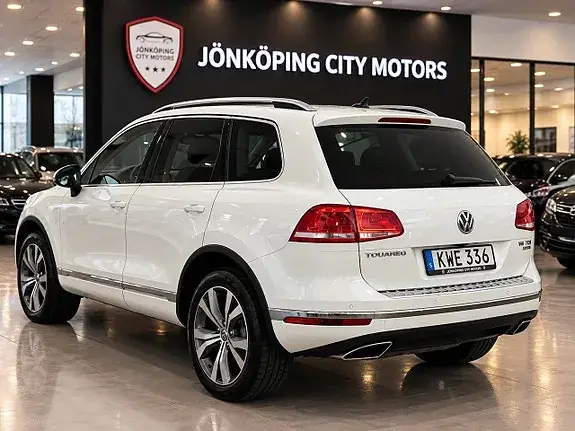 Volkswagen Touareg 2016 photo 2