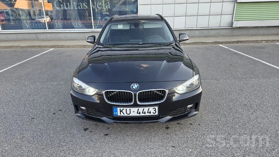 BMW 318 2012 photo 5