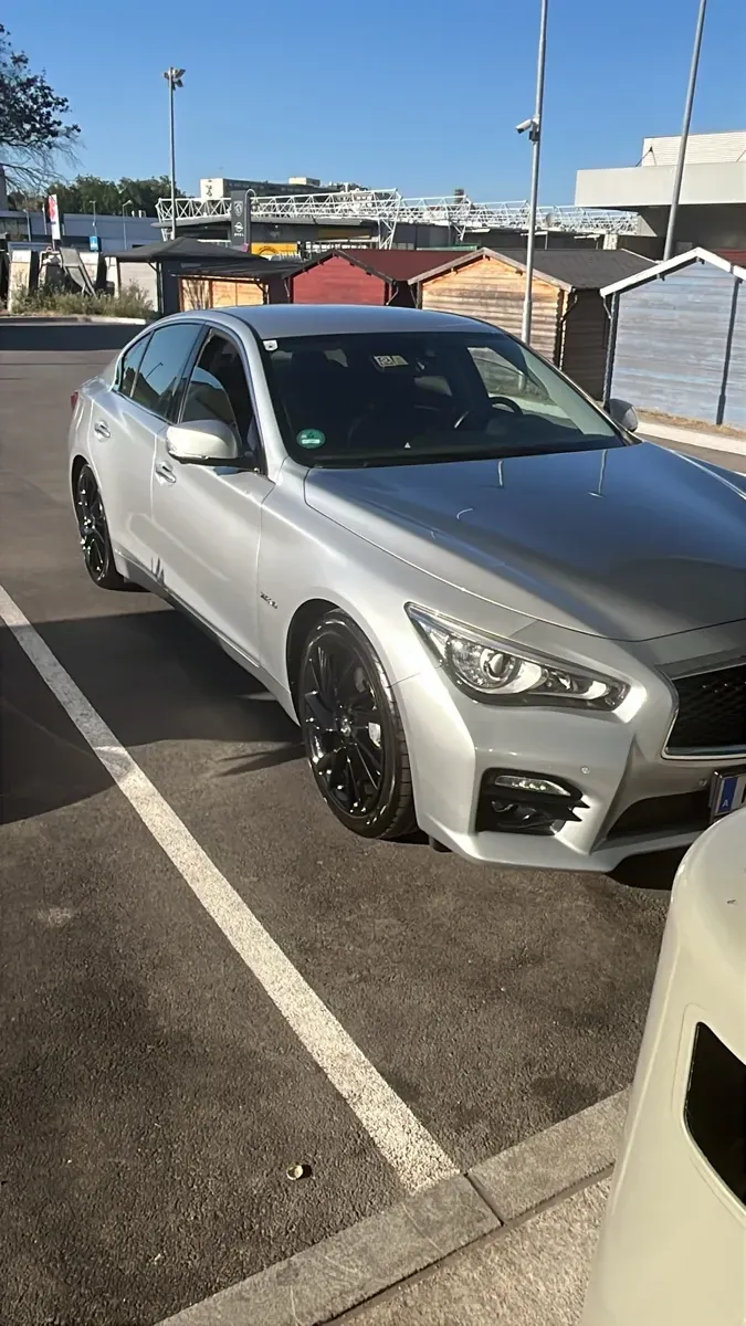 Infiniti Q50