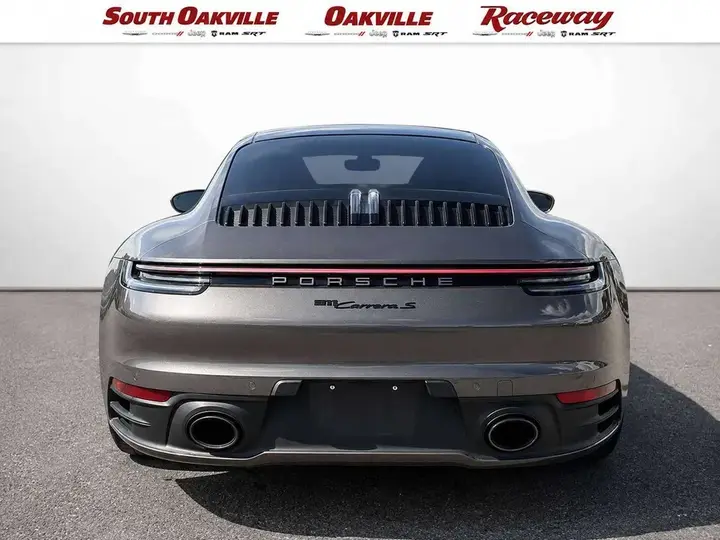 Porsche 911 2020 photo 5