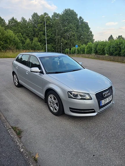 Audi A3 2012 photo 2