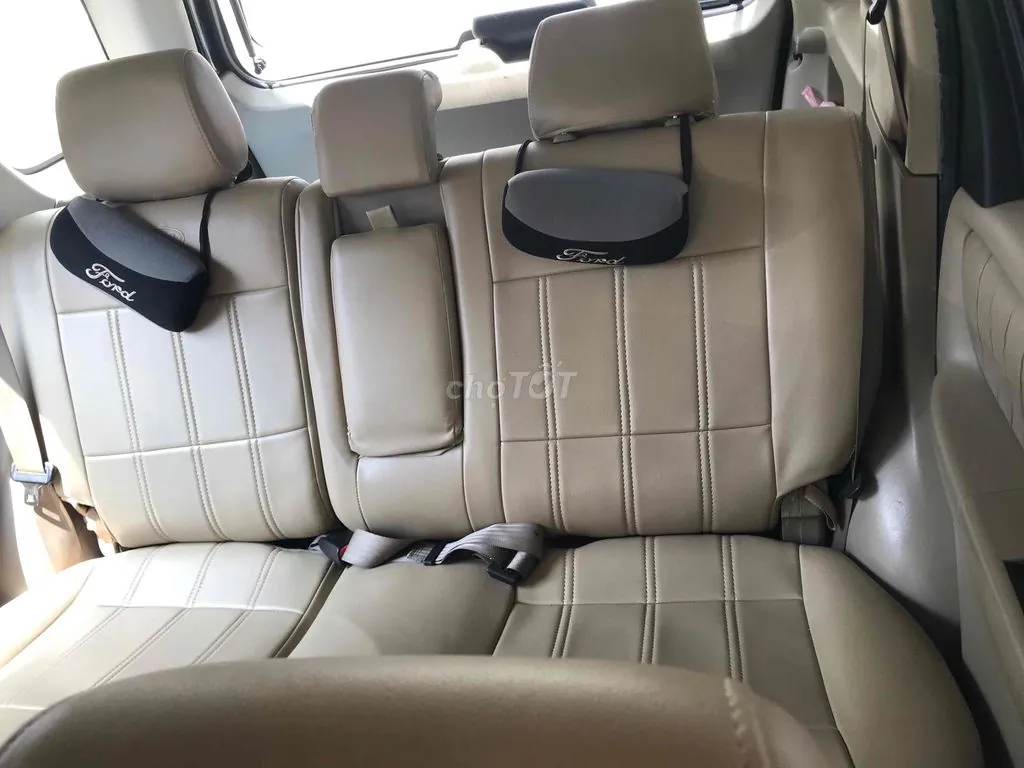 Ford Escape 2006 photo 2