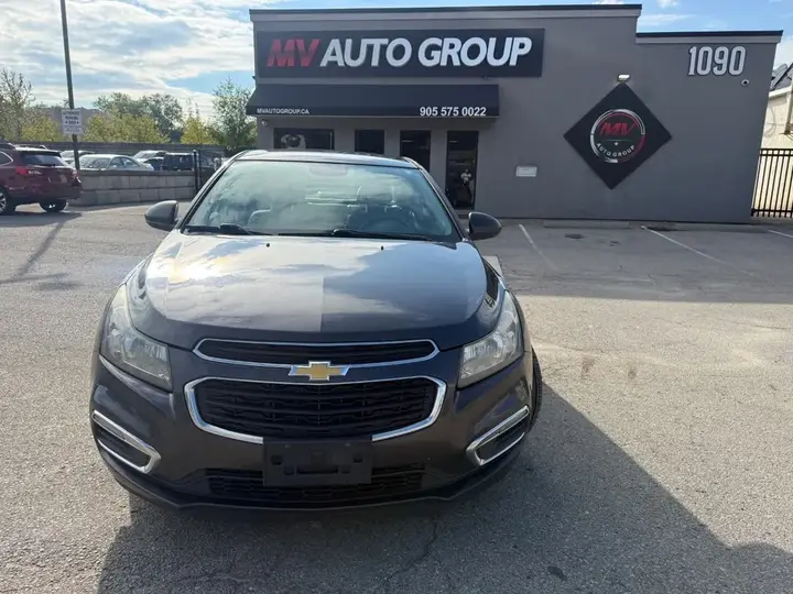 Chevrolet Cruze 2015 photo 2