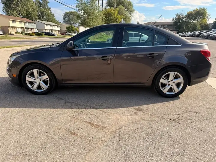 Chevrolet Cruze 2015 photo 4