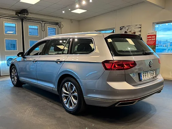 Volkswagen Passat 2021 photo 3