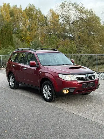 Subaru Forester 2010 photo 4
