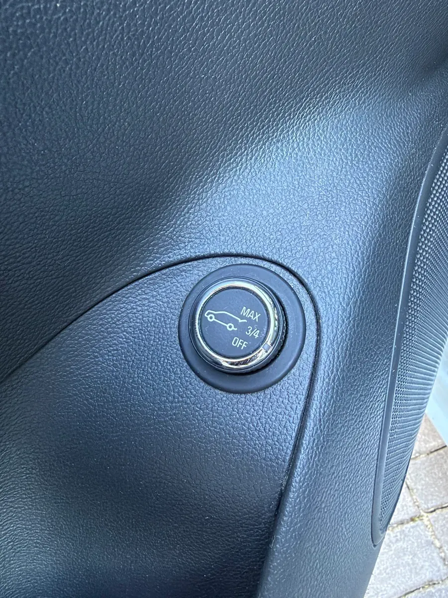 Opel Astra 2017 photo 3