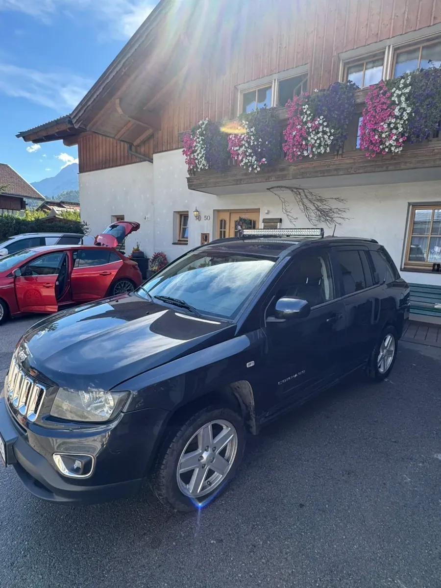 Jeep Compass 2014 photo 2