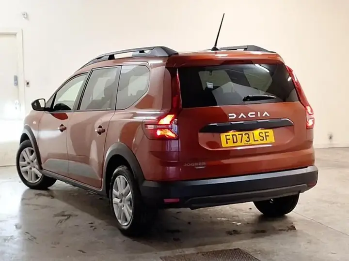 Dacia Jogger 2023 photo 2