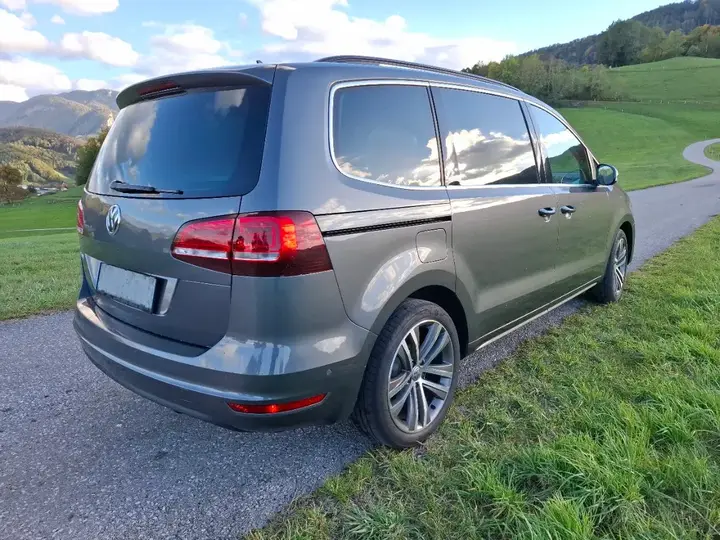 Volkswagen Sharan 2022 photo 3
