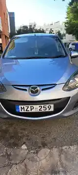 Mazda Demio 2013 photo 4