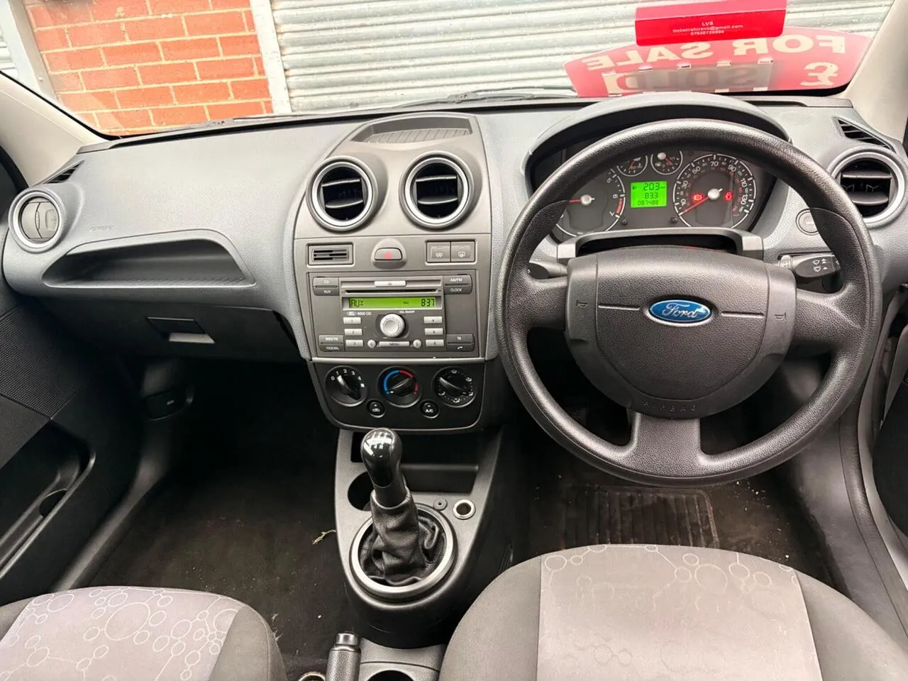 Ford Fiesta 2008 photo 2
