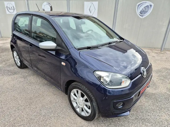 Volkswagen Up