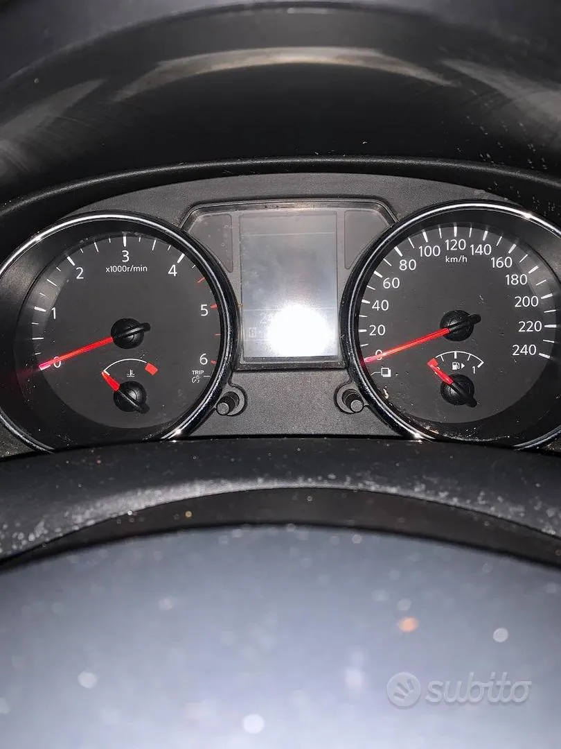 Nissan Qashqai 2013 photo 3