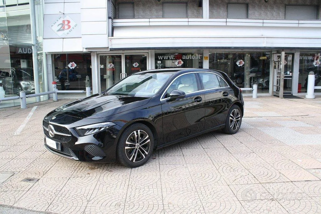 Mercedes-Benz A 180