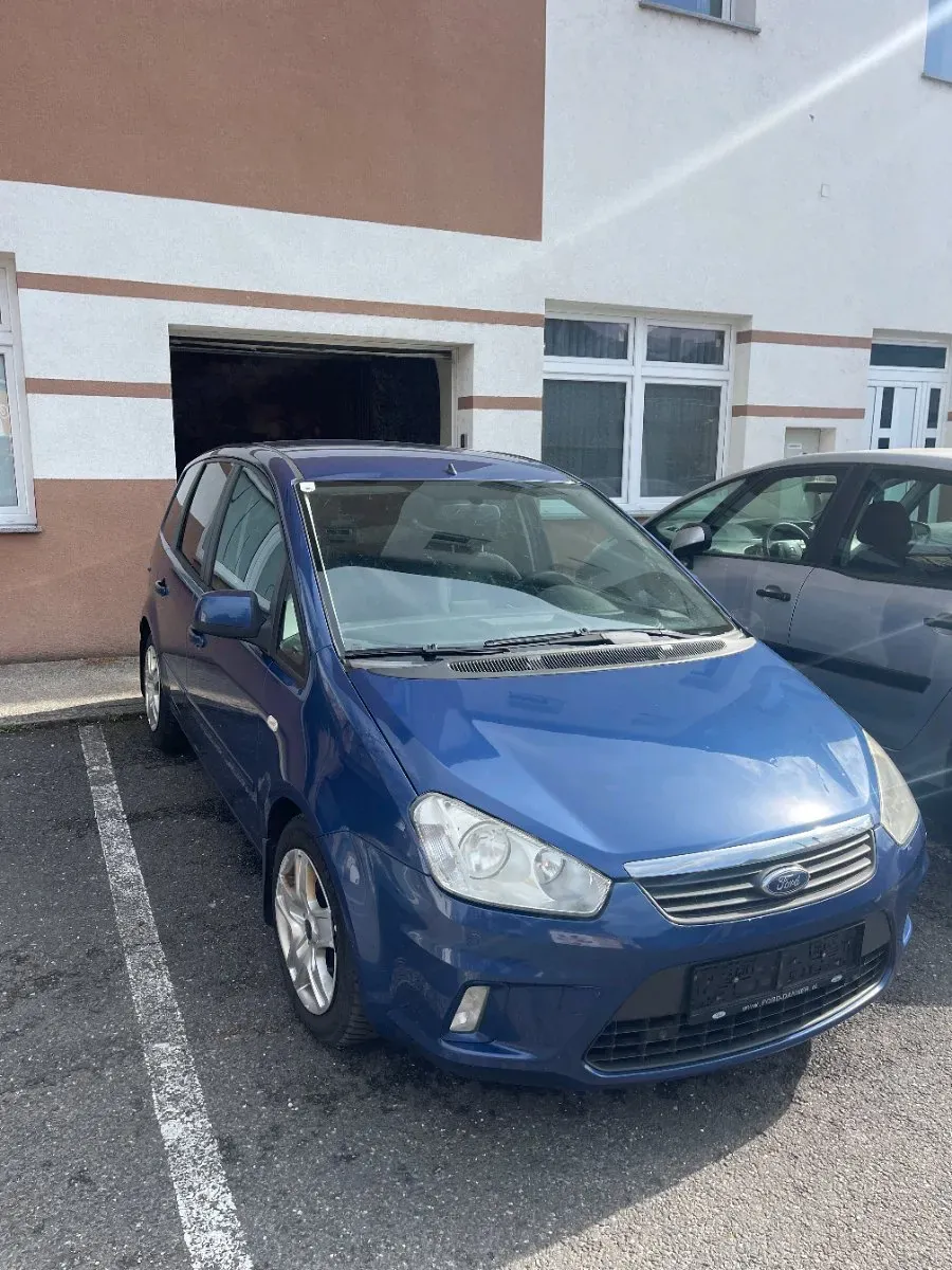 Ford C-Max 2010 photo 3